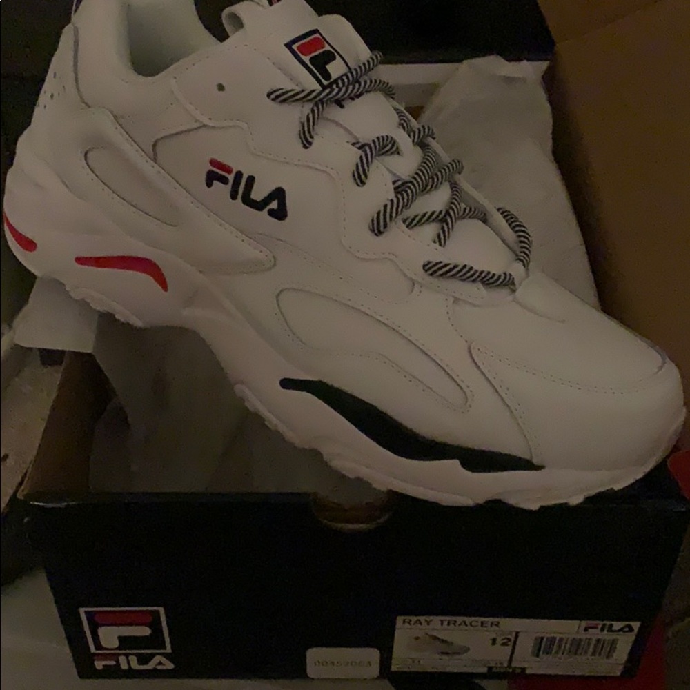 Fila retro ray tracer sz 12 / collectable tshirt L